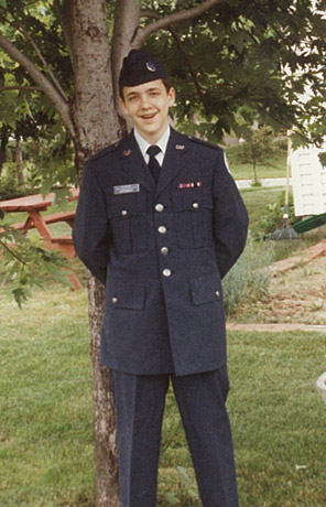 Me in uniform (small)